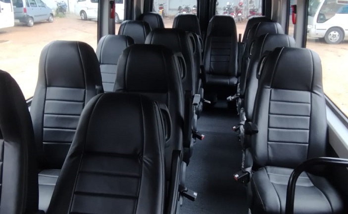 17 Seater Force Urbania Rent4