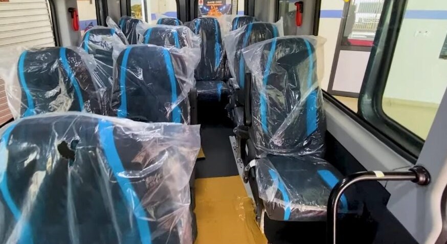 17 Seater Force Urbania Rent5