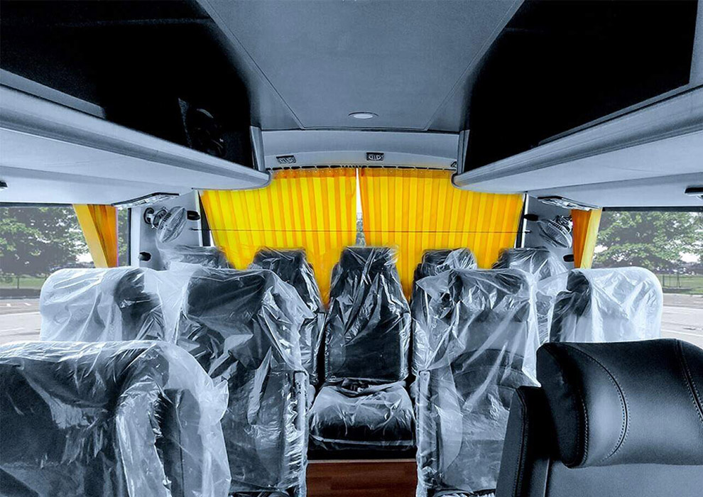 AC 22 Seater Coach6