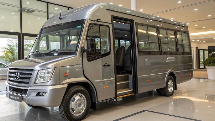 Force Traveller 20 Seater1