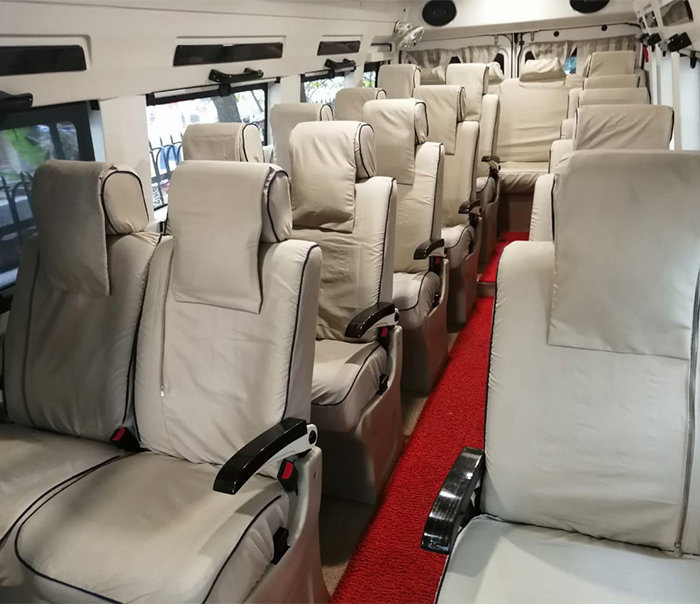 Force Traveller 20 Seater2