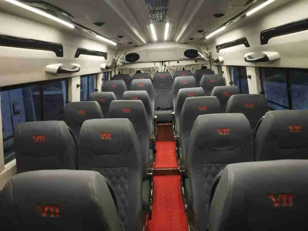 Force Traveller 22 Seater3