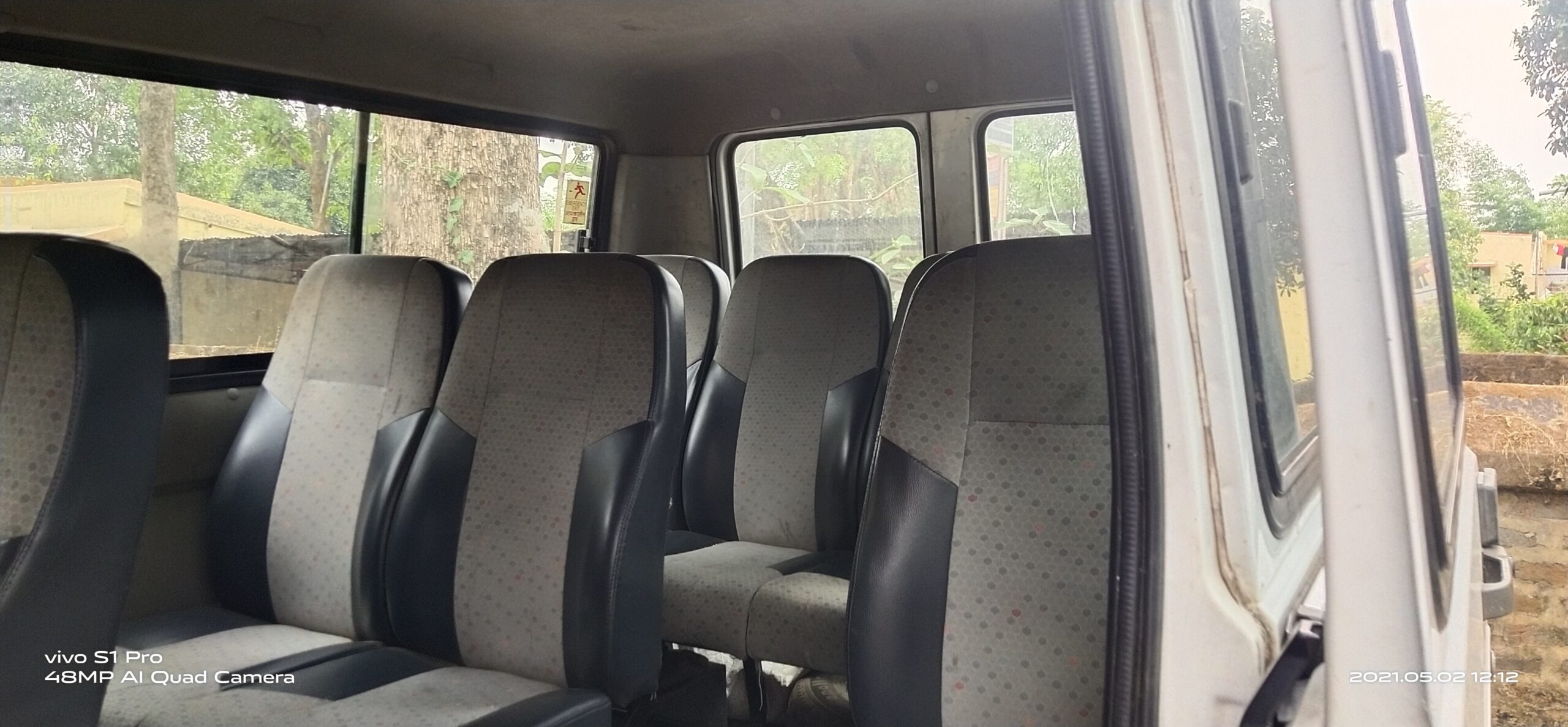 Tata Winger 13 Seater1