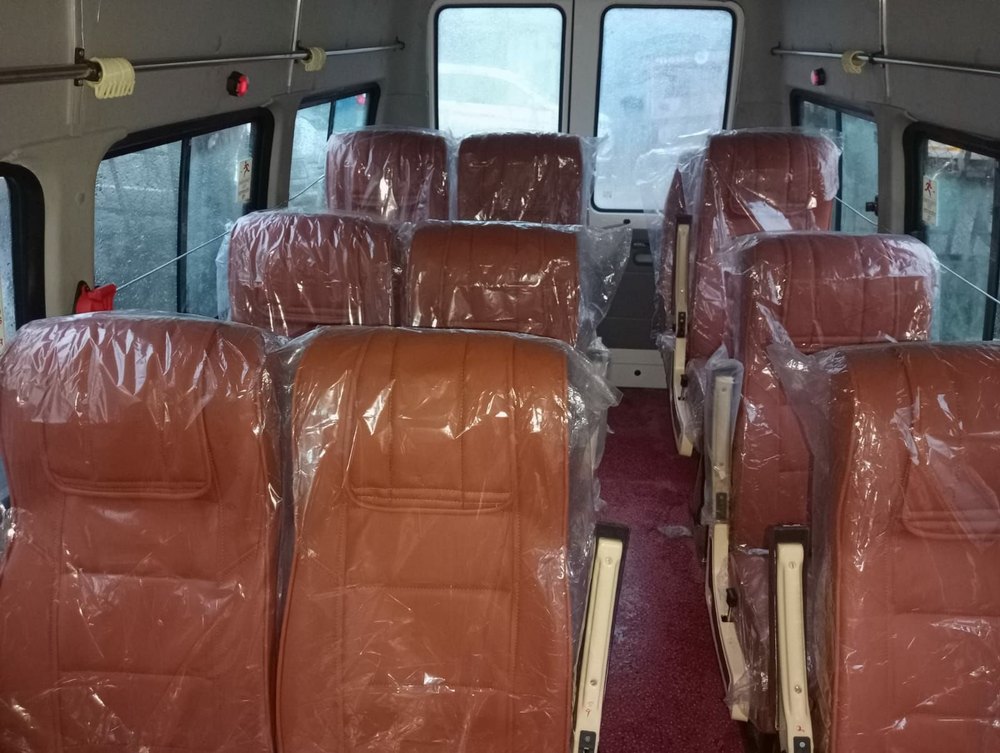 Tata winger 12 seater3